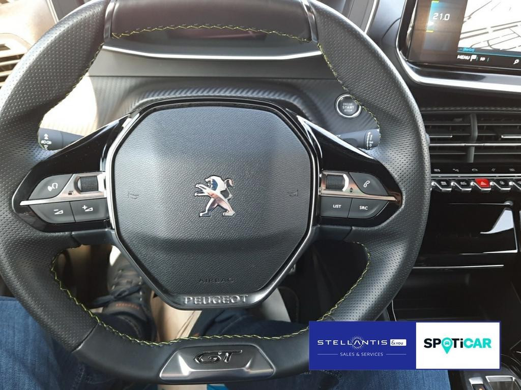 Peugeot e-2008