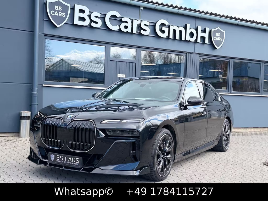 BMW i7 Sedan