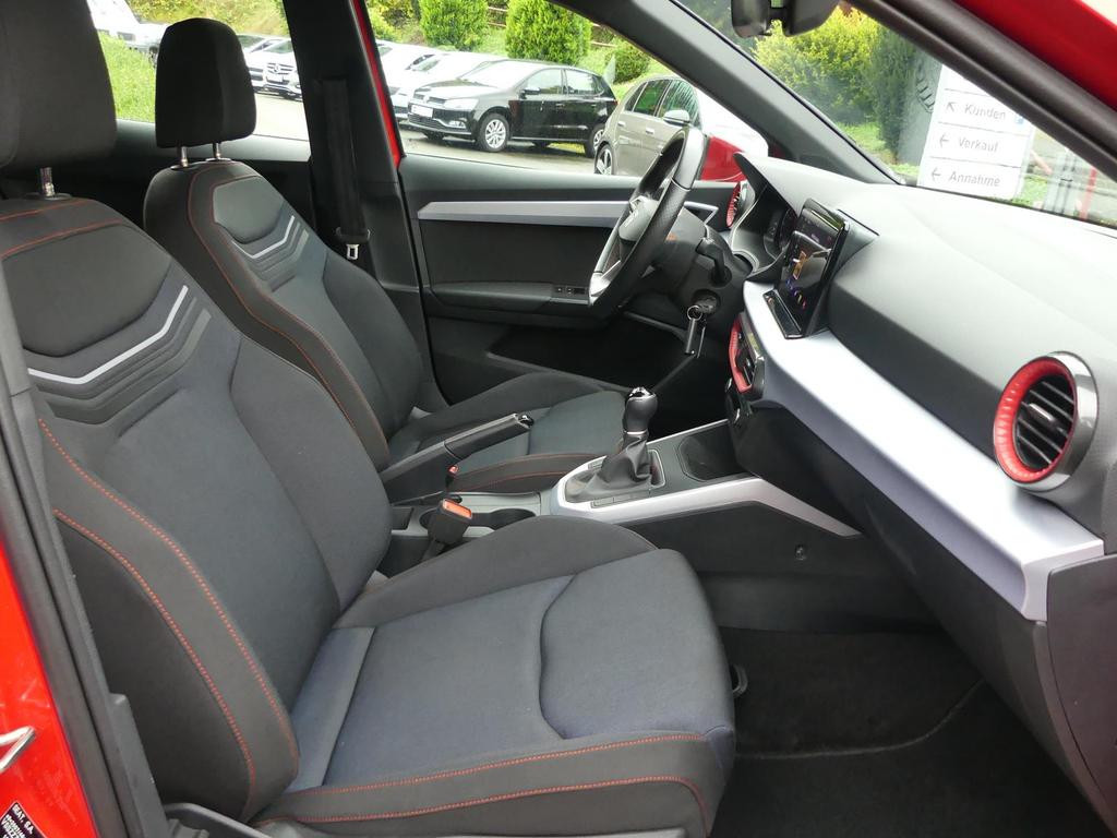 Seat Arona