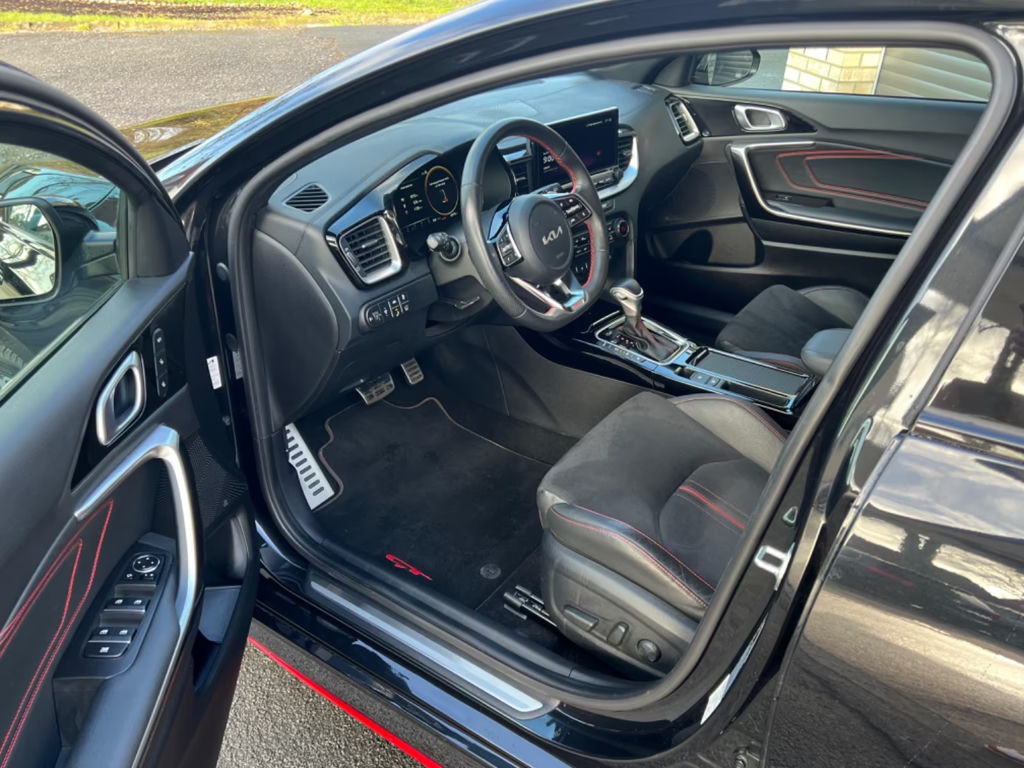 Kia ProCeed