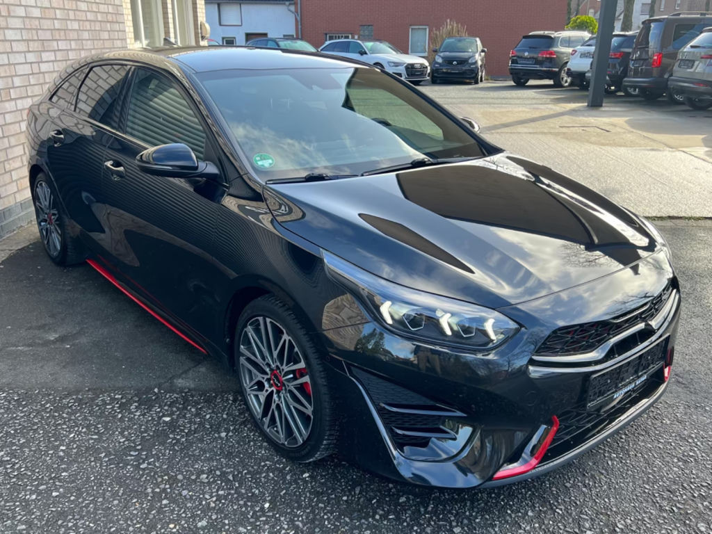 Kia ProCeed