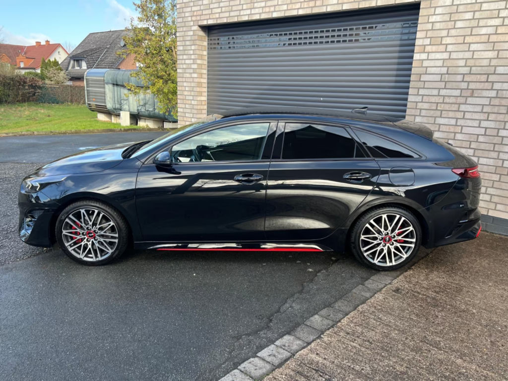 Kia ProCeed