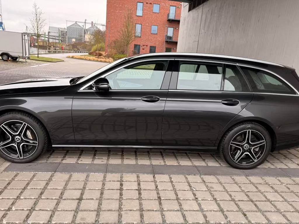 Mercedes-Benz E-Klasse E 300 Estate E 300 de Advantage