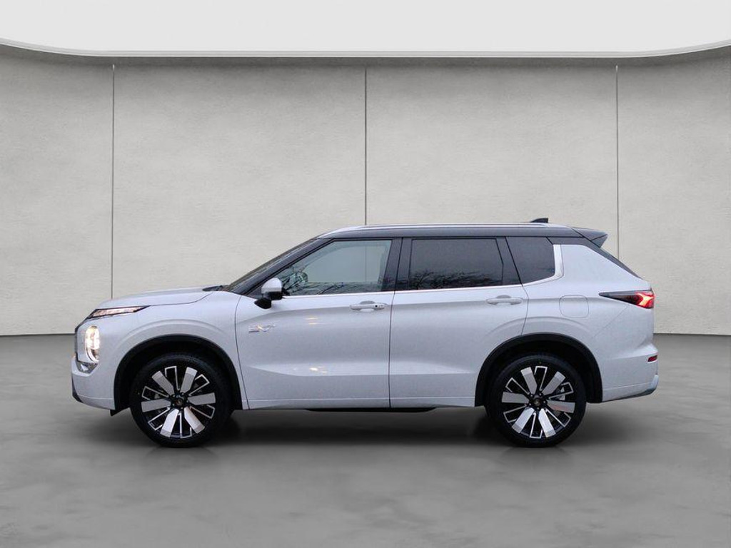 Mitsubishi Outlander PHEV 4WD