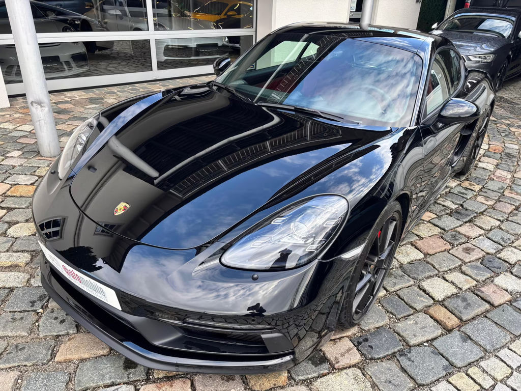 Porsche Cayman GTS