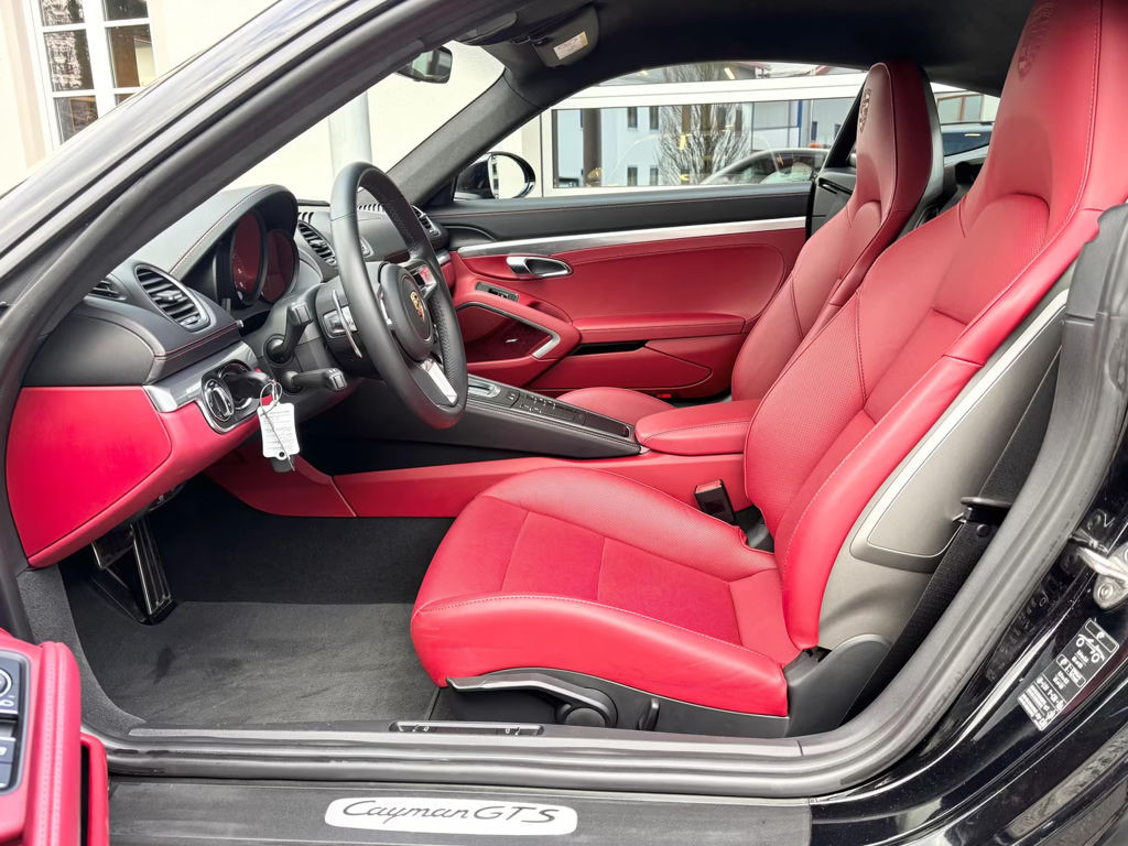 Porsche Cayman