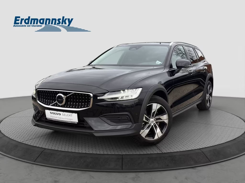 Volvo V60 Cross Country AWD Plus