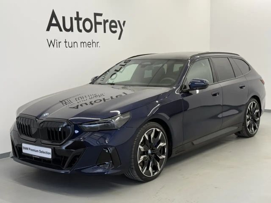 BMW i5 xDrive40