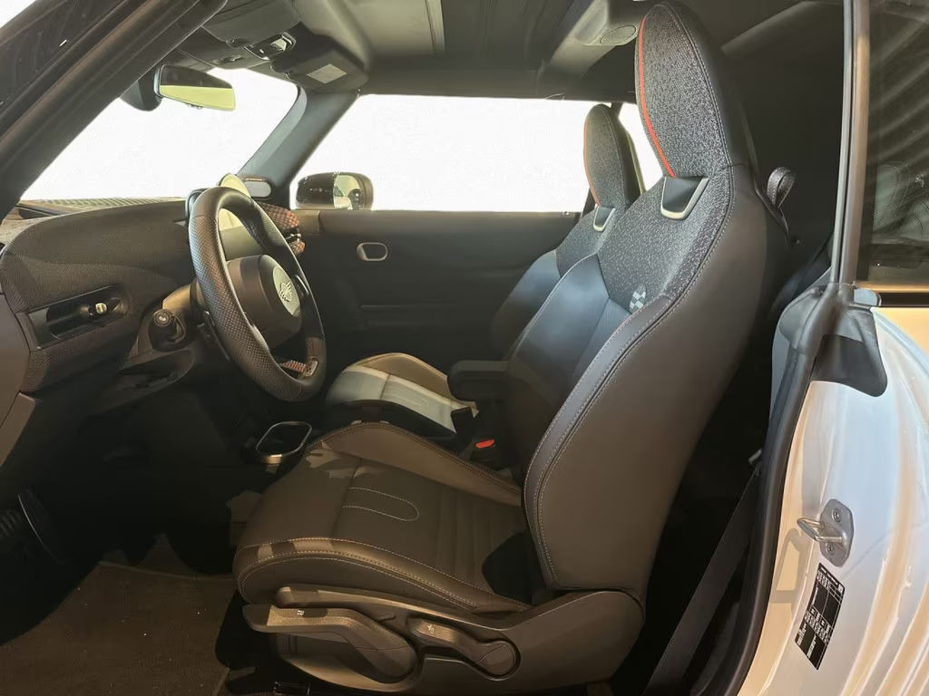 Mini John Cooper Works Cabrio