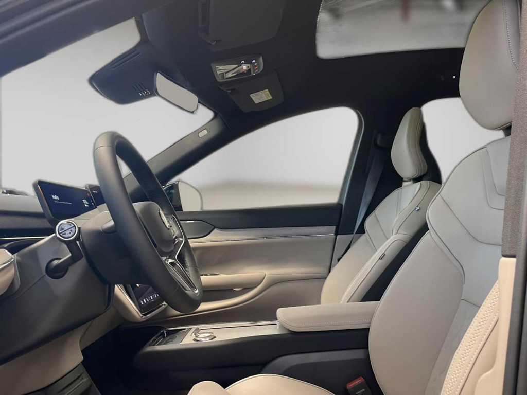 Volvo EX90
