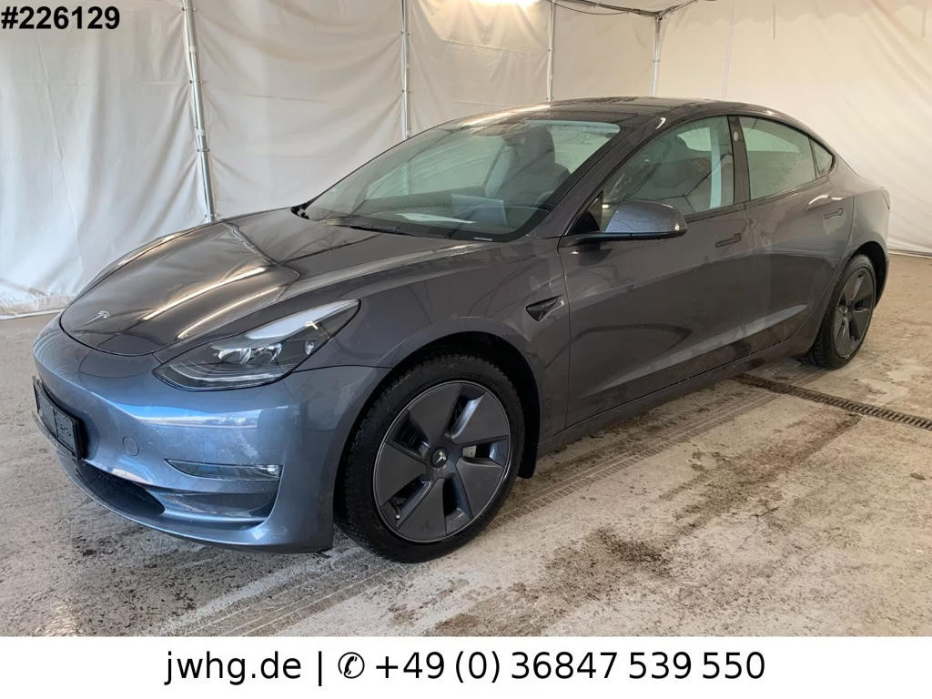 Tesla Model 3 Dual Motor AWD