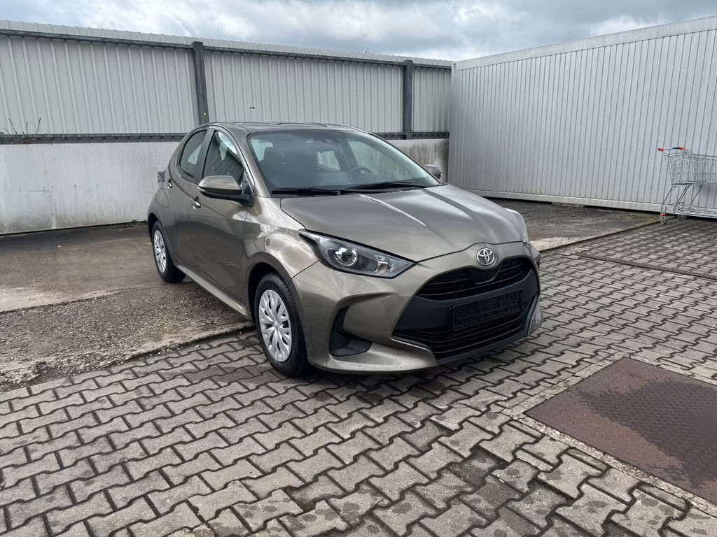 Toyota Yaris Active VVT-i
