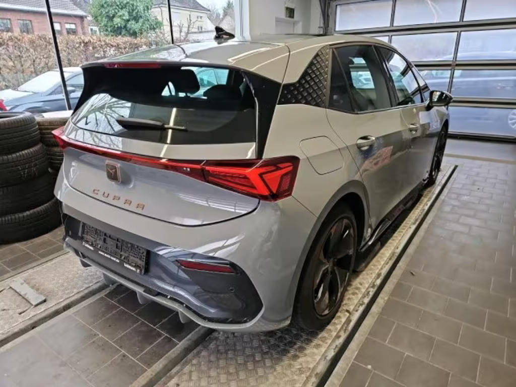 Cupra Born