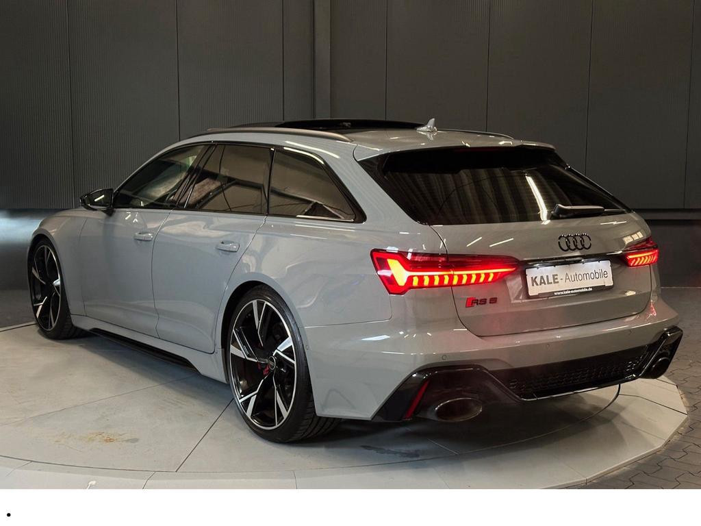 Audi RS6 Avant Quattro 4.0 TFSI