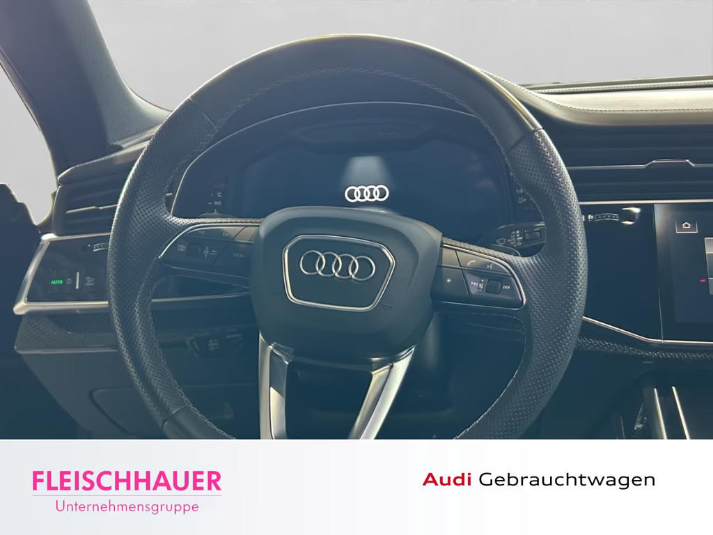 Audi SQ8
