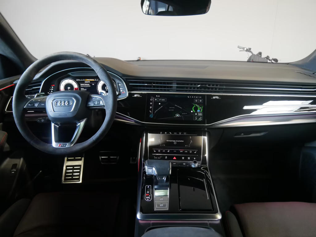 Audi RS Q8