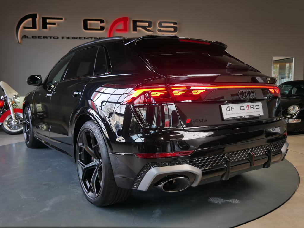 Audi RS Q8