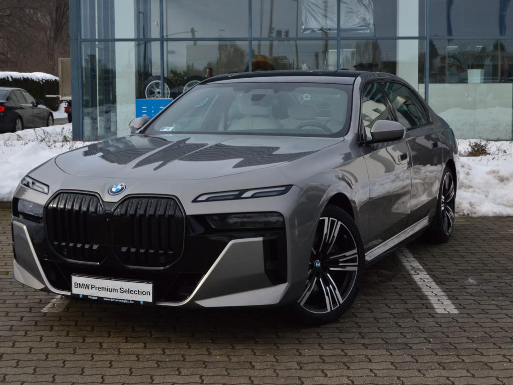 BMW i7 M-Sport Sedan