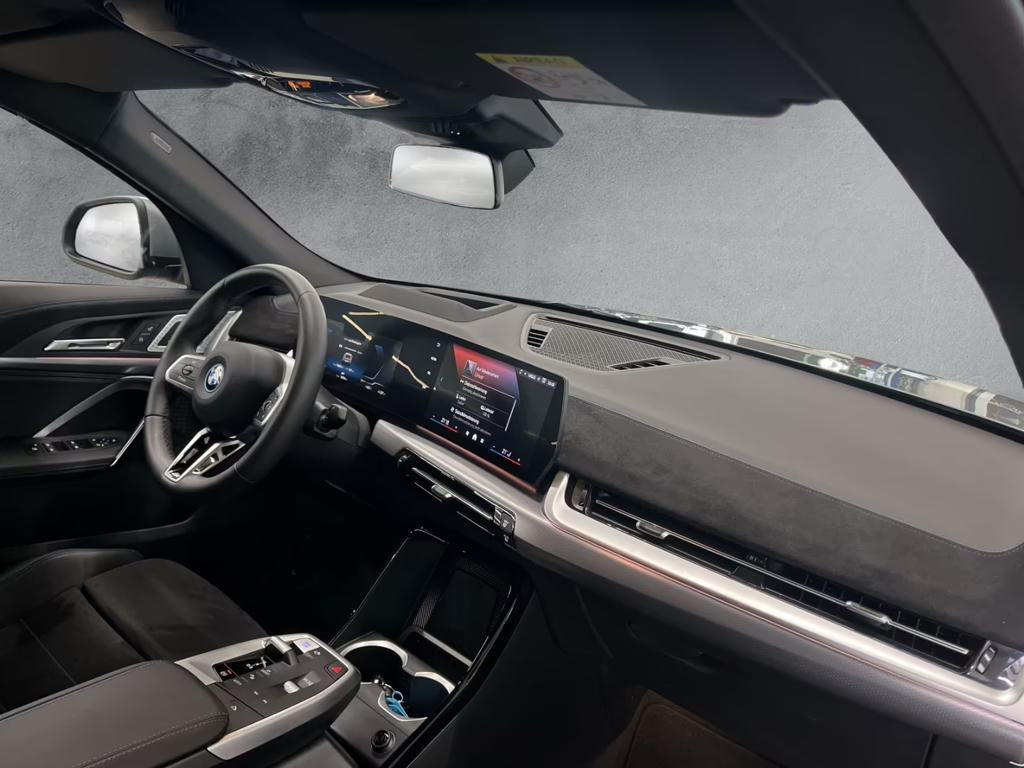 BMW iX2