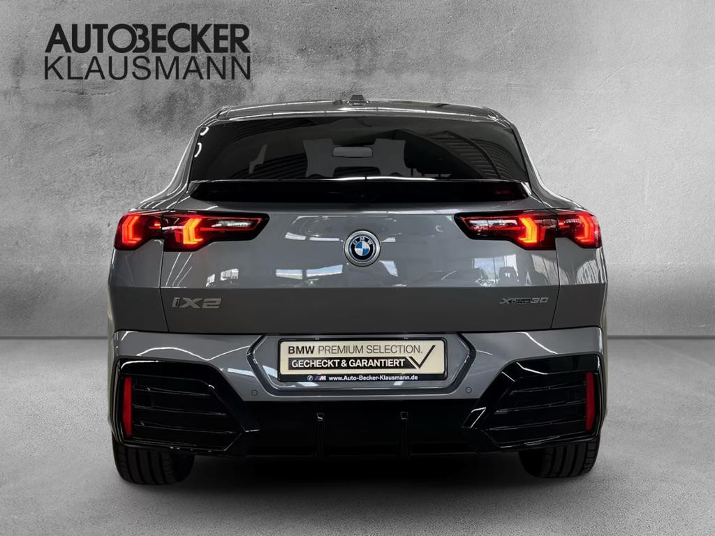 BMW iX2