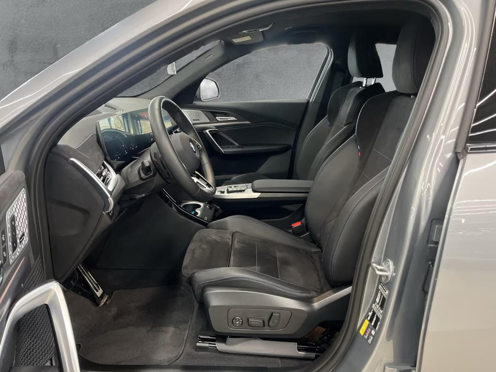 BMW iX2