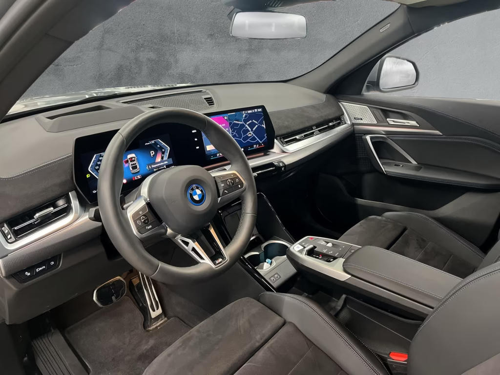 BMW iX2