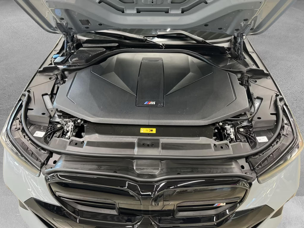 BMW i5