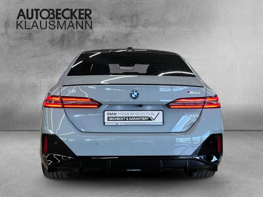 BMW i5