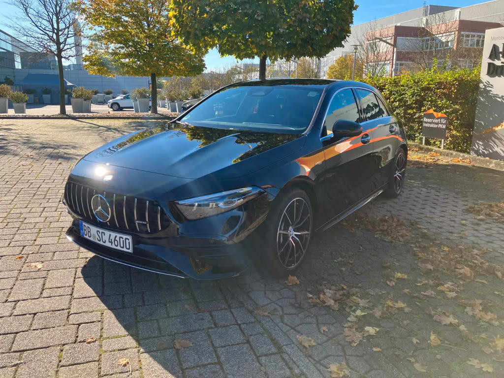 Mercedes-Benz A-Klasse AMG A 4MATIC