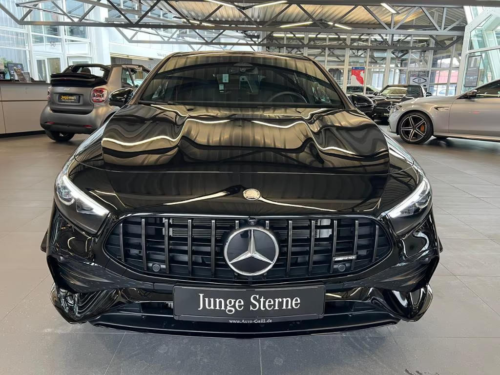 Mercedes-Benz A-Klasse AMG A 4MATIC A 35 AMG