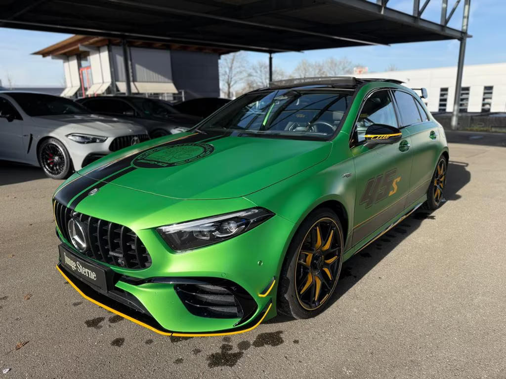 Mercedes-Benz A-Klasse AMG A 4MATIC