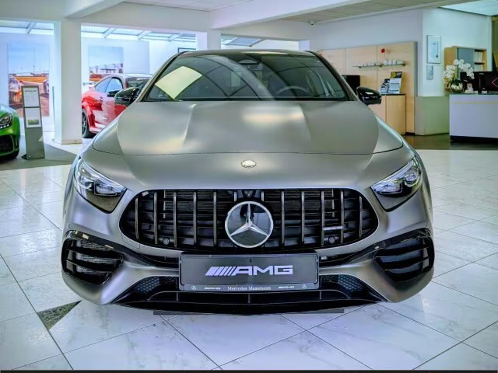 Mercedes-Benz A-Klasse AMG A 4MATIC A 45 AMG