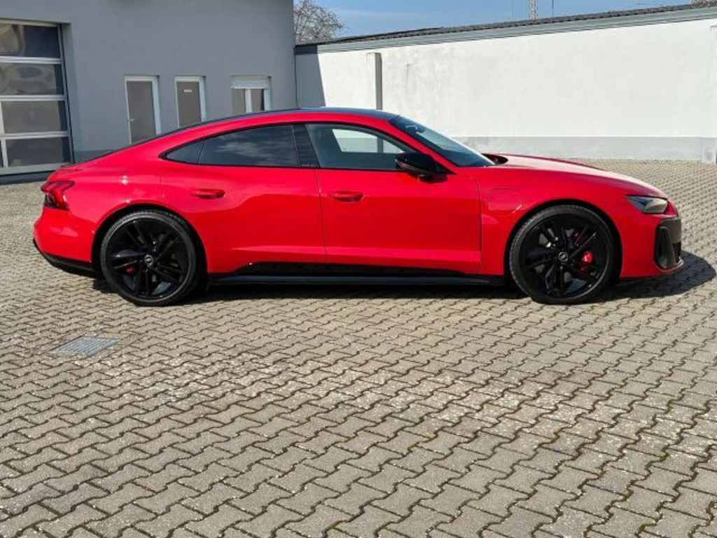 Audi e-tron GT