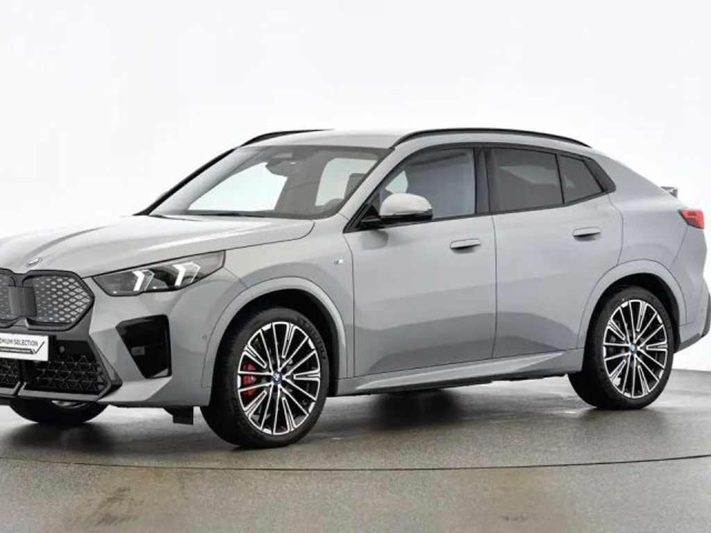 BMW iX2