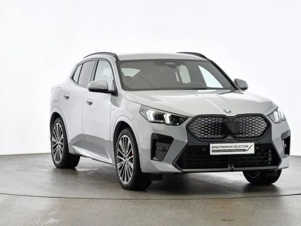 BMW iX2