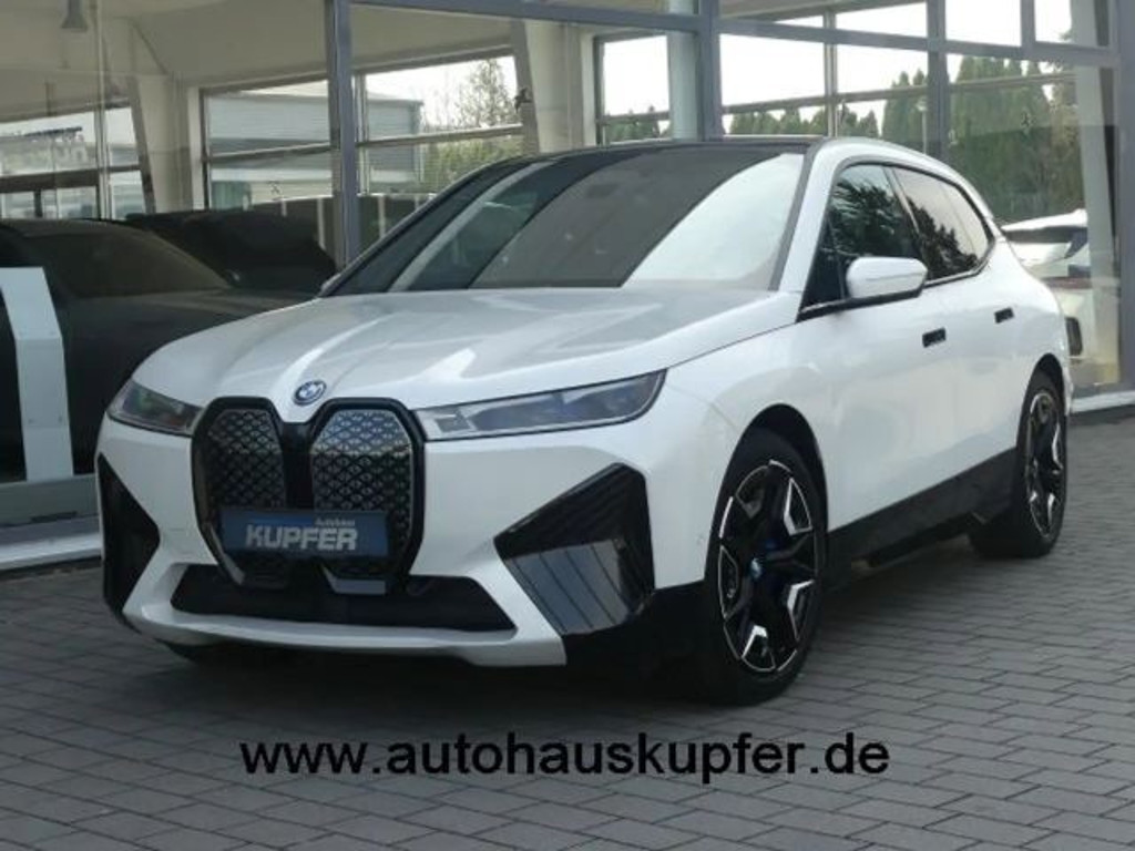 BMW iX xDrive50