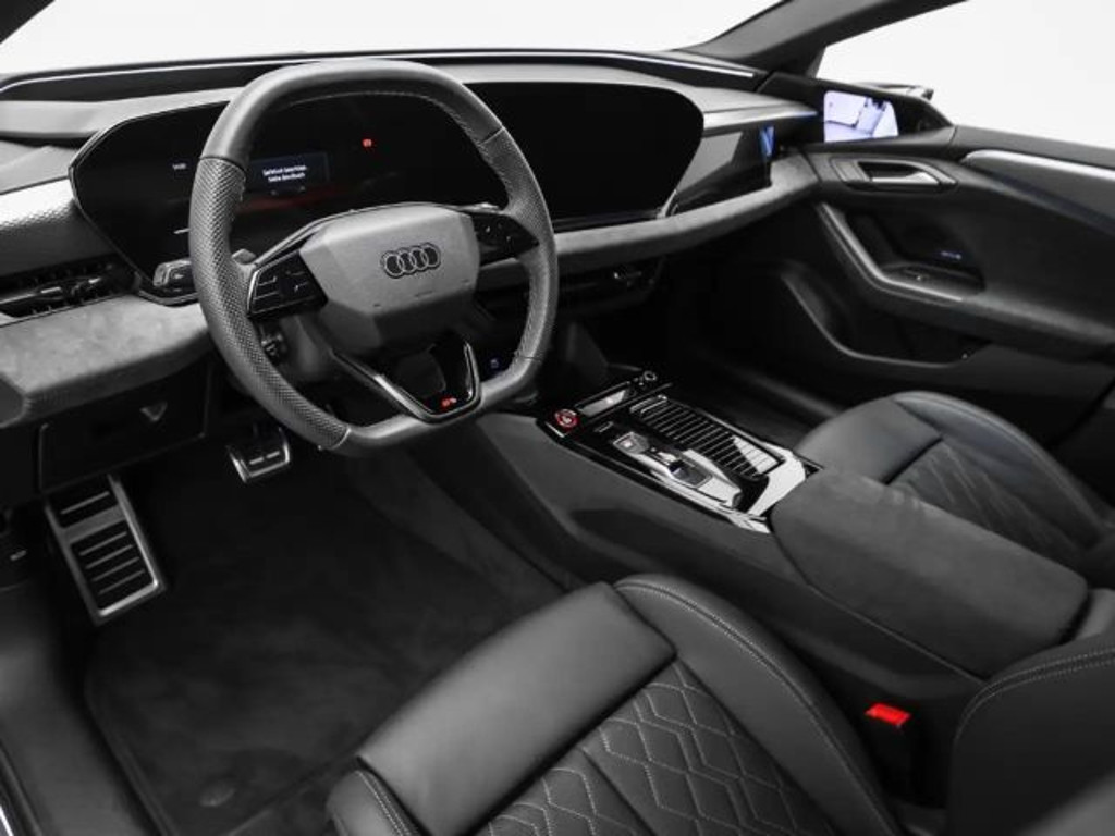 Audi S6 e-tron