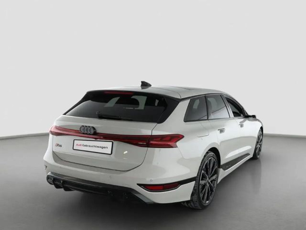 Audi S6 e-tron