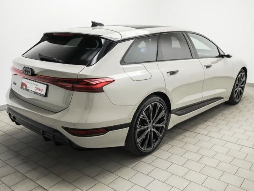 Audi S6 e-tron