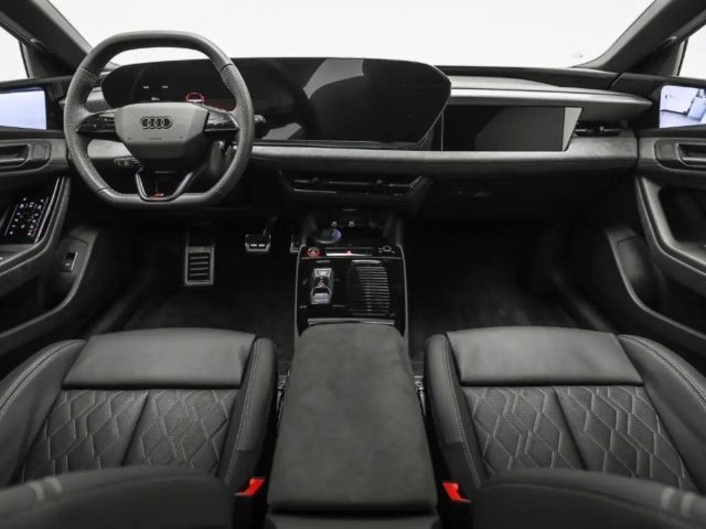 Audi S6 e-tron