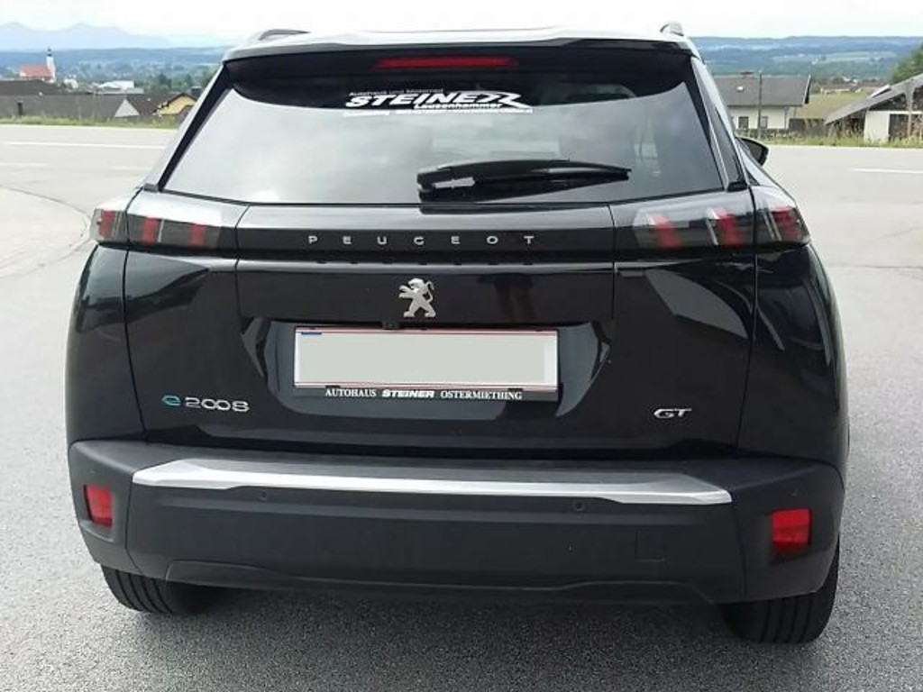 Peugeot e-2008