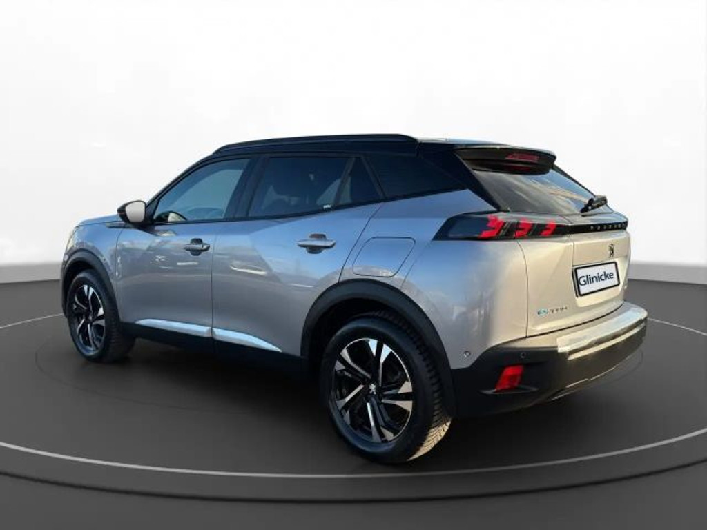 Peugeot e-2008