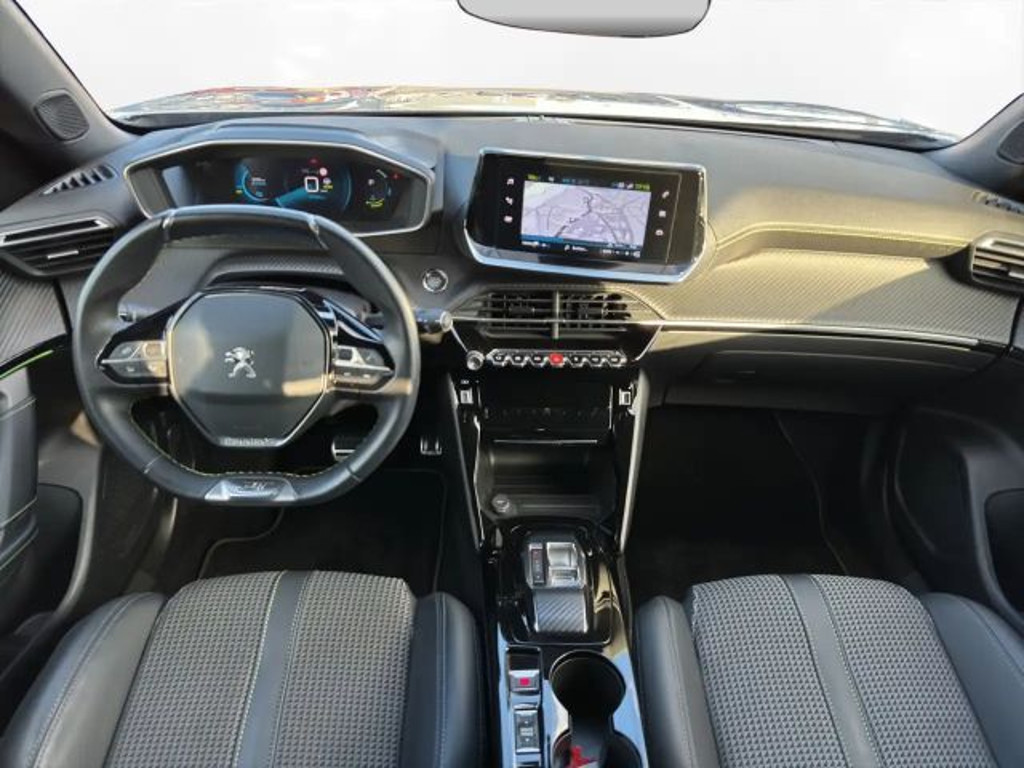 Peugeot e-2008