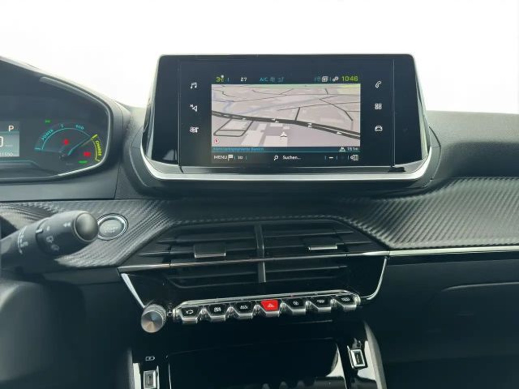 Peugeot e-2008