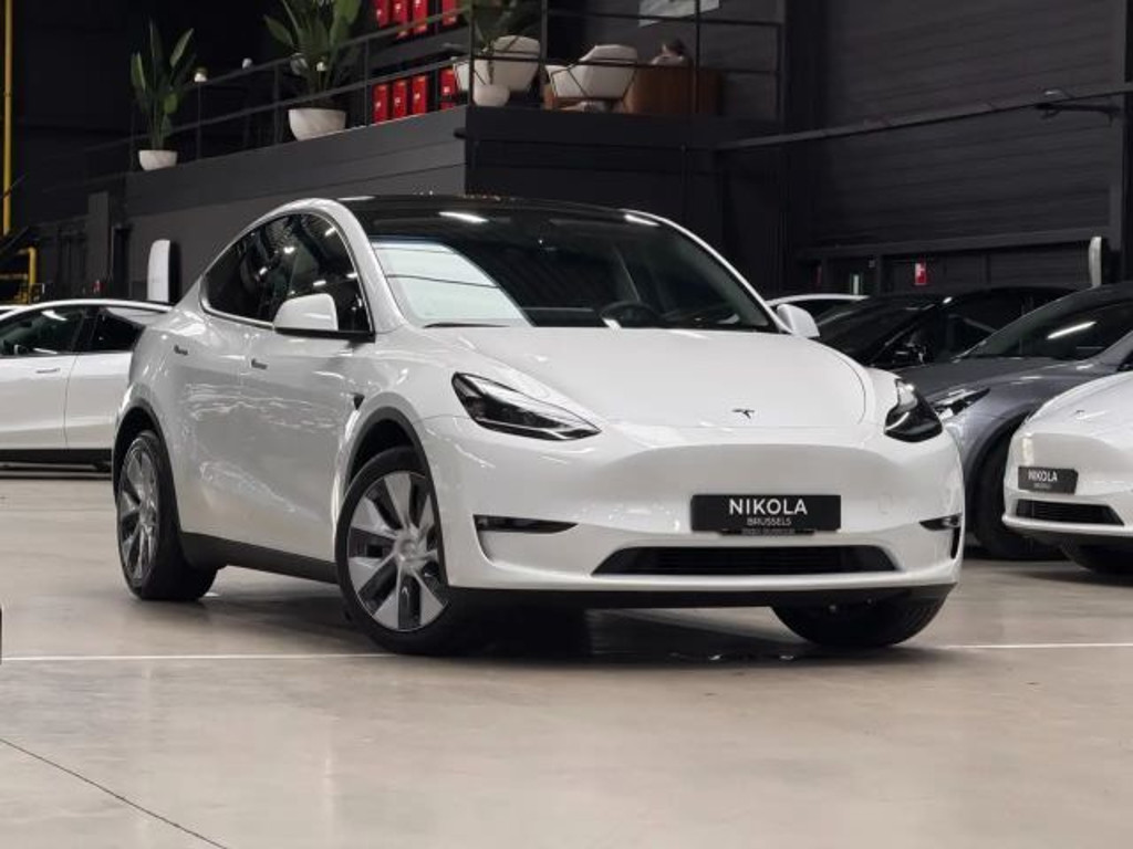 Tesla Model Y Long Range AWD