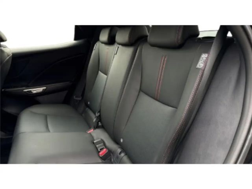 Lexus LBX