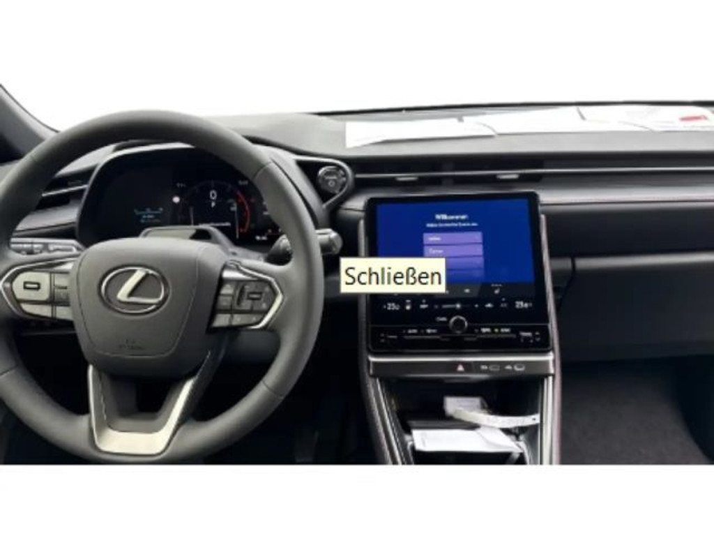 Lexus LBX