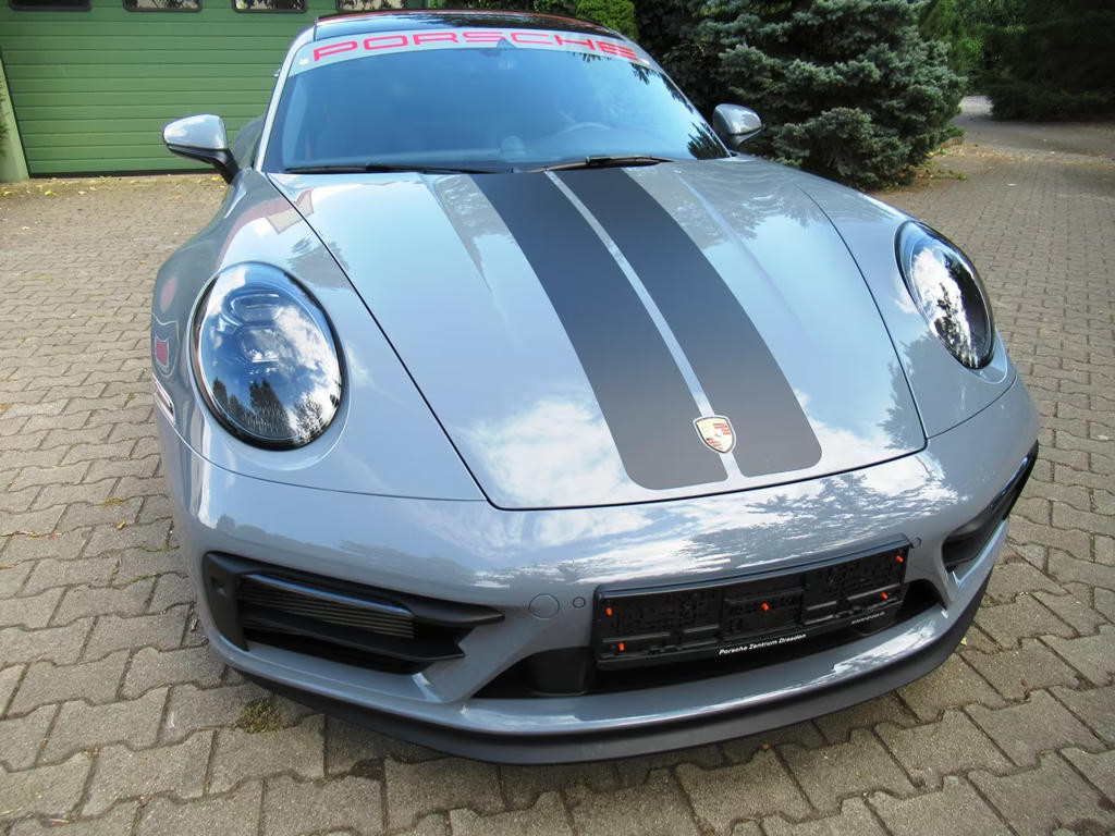 Porsche 911 GTS Coupé Carrera