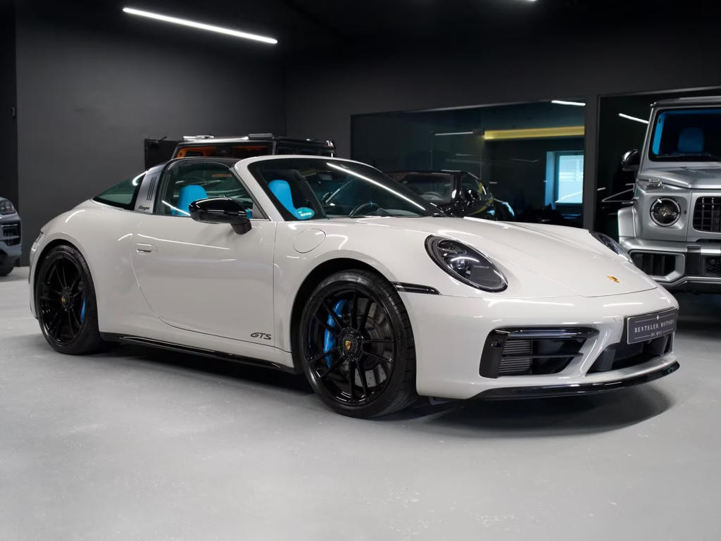 Porsche 911 GTS 4 992 Targa