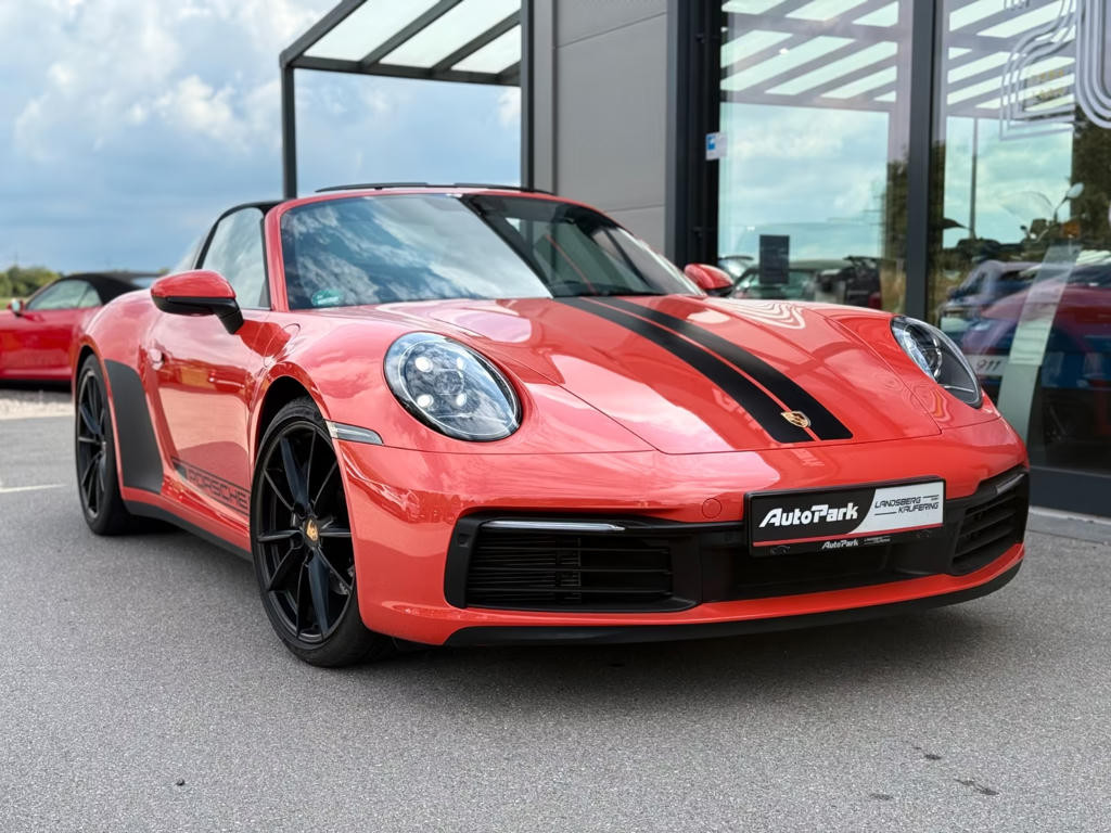 Porsche 911 4 992 Cabriolet Targa